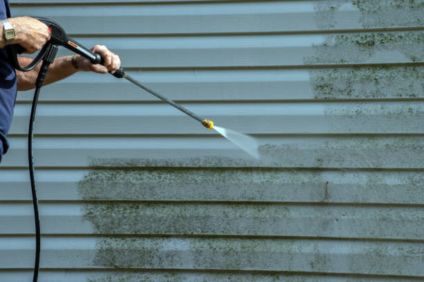 Best Driveway Pressure Washing  in Lakeside, TX